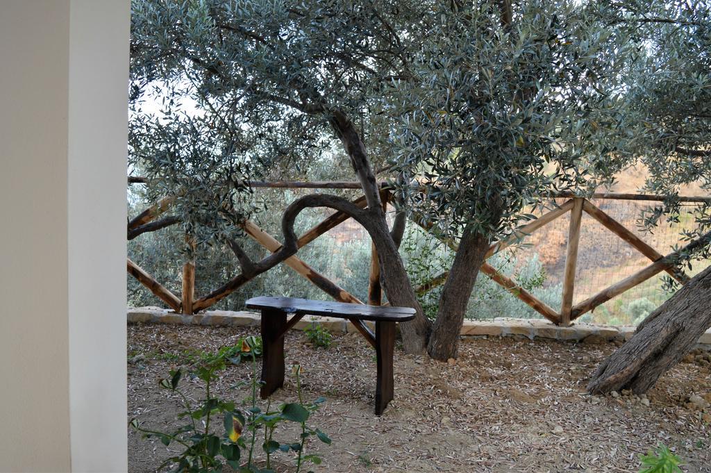 Villa Agriturismo Pattina Pettineo Exterior foto