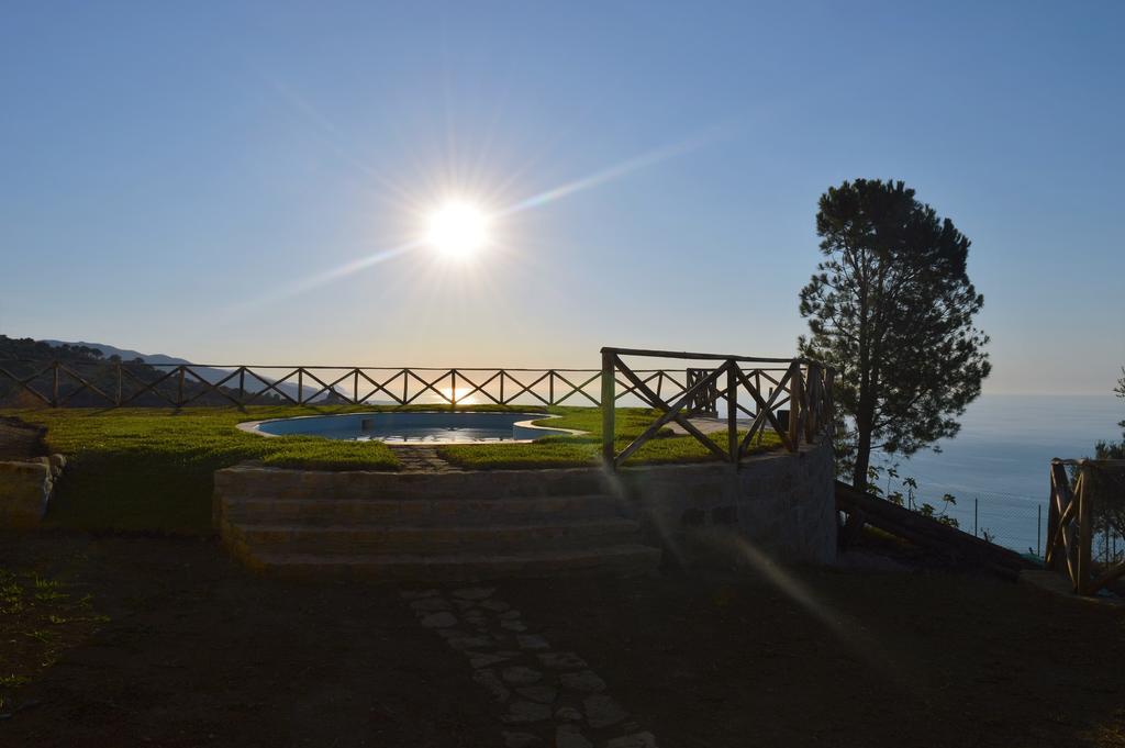 Villa Agriturismo Pattina Pettineo Exterior foto
