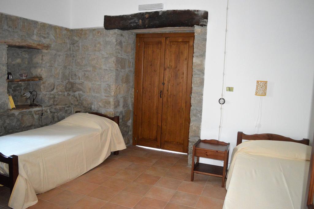 Villa Agriturismo Pattina Pettineo Exterior foto